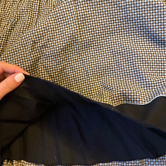 Shear, lined, skirt from Club Monaco - Picture 4 of 5